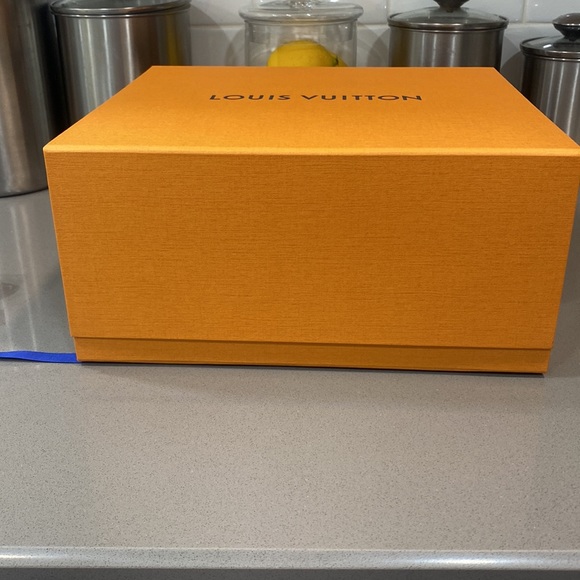 Louis Vuitton Box - Picture 5 of 10